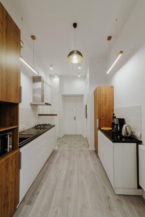 Apartment On Lesi Ukrainky Leopoli Esterno foto